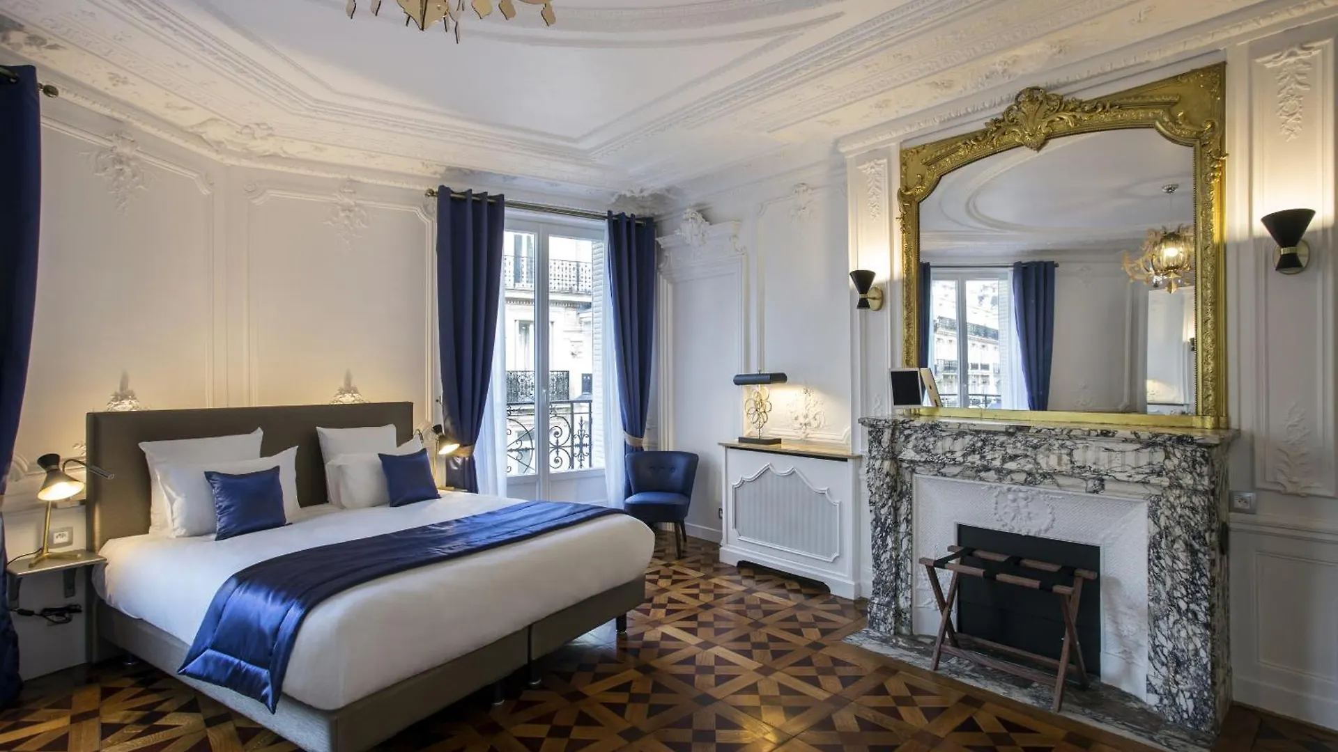 Vestay George V Hotel Parigi